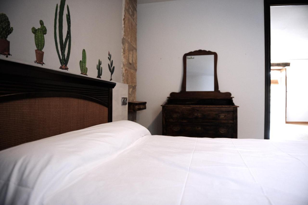 Vivienda Turistica Yamaries Hotel Ubeda  Bagian luar foto