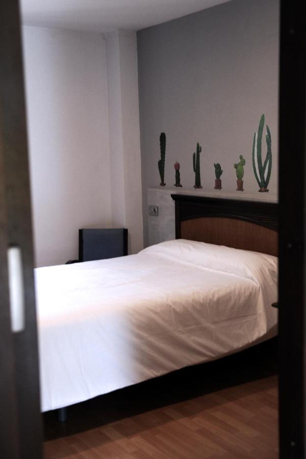 Vivienda Turistica Yamaries Hotel Ubeda  Bagian luar foto