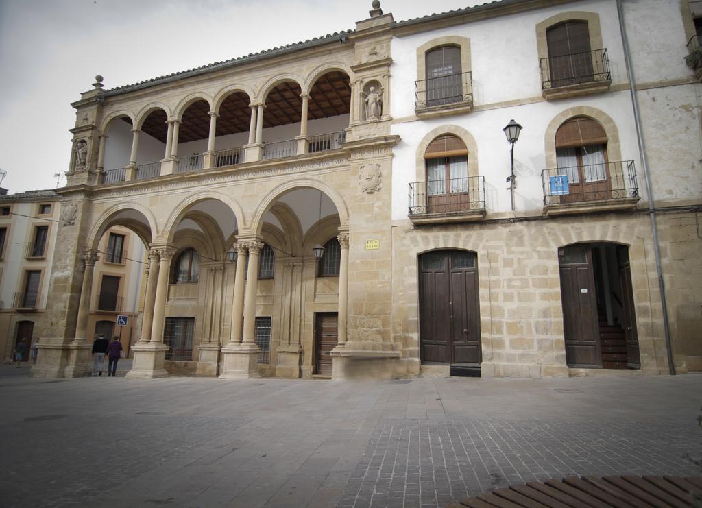 Vivienda Turistica Yamaries Hotel Ubeda  Bagian luar foto