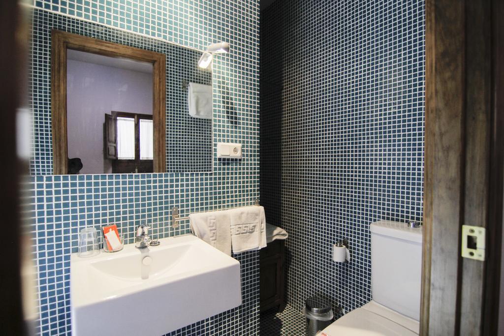 Vivienda Turistica Yamaries Hotel Ubeda  Bagian luar foto