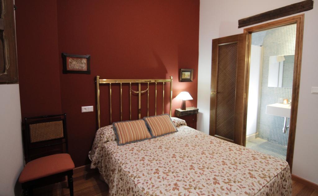 Vivienda Turistica Yamaries Hotel Ubeda  Bagian luar foto