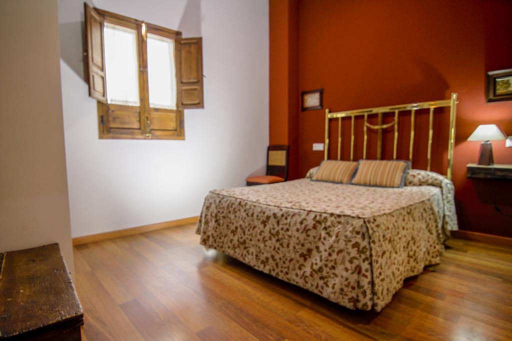 Vivienda Turistica Yamaries Hotel Ubeda  Bagian luar foto
